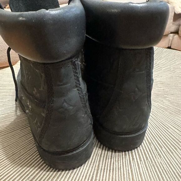 LV x Timberland Black Boots main image 7